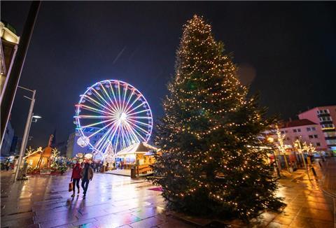 Der Weihnachtsmarkt in Bremerhaven ist auch nach den Feiertagen noch geöffnet.