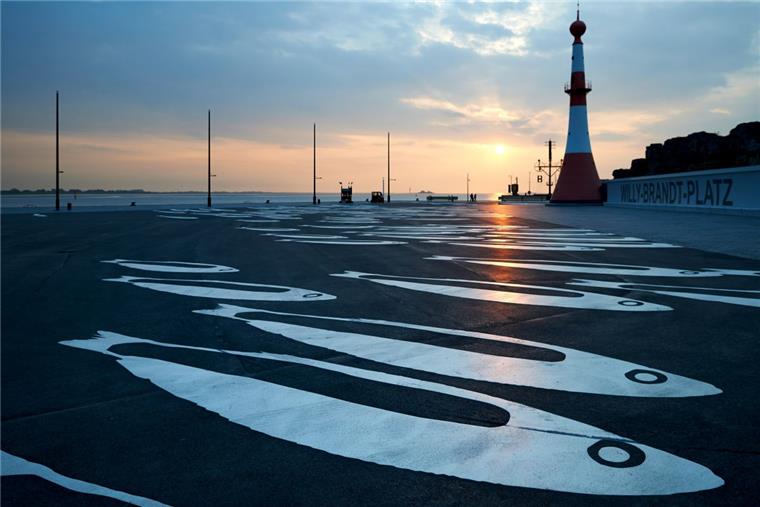 Architekturpreise für Willy-Brandt-Platz in Bremerhaven Der Willy-Brandt-Platz auf der Seebäderkaje in Bremerhaven ist mit zwei Architekturpreisen ausgezeichnet worden.