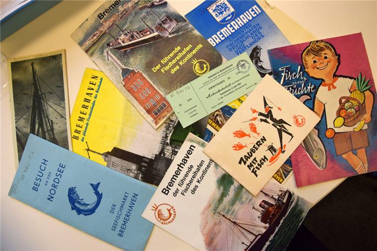 Der Zeitgeist spricht aus den Heften und Broschüren der 1950er Jahre.