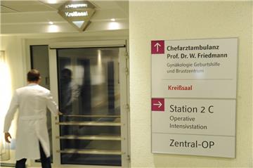 Der Zulassungsausschuss hat Professor Wolfgang Friedmann die Ermächtigung für die ambulante Krebsbehandlung entzogen.