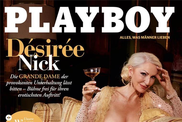 Mutiger Altersrekord: Désirée Nick schmückt mit 66 die Titelseite des Playboy Désirée Nick in schöner Pose. Sie ist die älteste Frau, die je das Cover des deutschen Playboy schmückte.