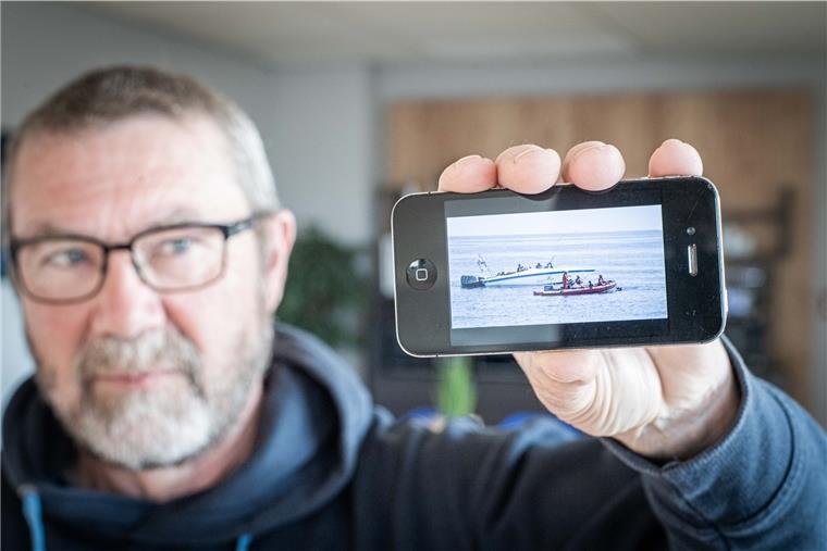 Flüchtlinge aus dem Meer gerettet: Detlev Suhr kommt zum Talk in die Losche Detlev Suhr aus Bremerhaven leistete Flüchtlingshilfe im Mittelmeer auf dem deutschen Rettungsschiff „Alan Kurdi“.