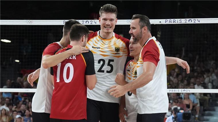 Olympia-Krimi macht Volleyballern Mut: „Vieles möglich“ Deutschlands Volleyballer können aus der Niederlage gegen die USA viel Positives mitnehmen.