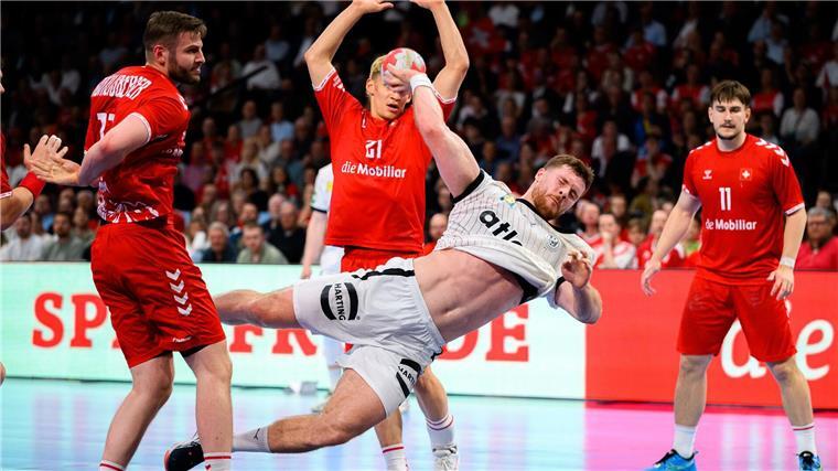 Frust und Selbstzweifel: Handballer stagnieren DHB-Kapitän Johannes Golla hat deutliche Kritik an der Leistung beim 32:32 in der Schweiz geübt.
