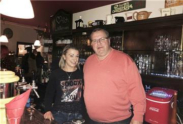 Diana Duczek und Marcus Rische laden mittags ins Weser Bistro ein.