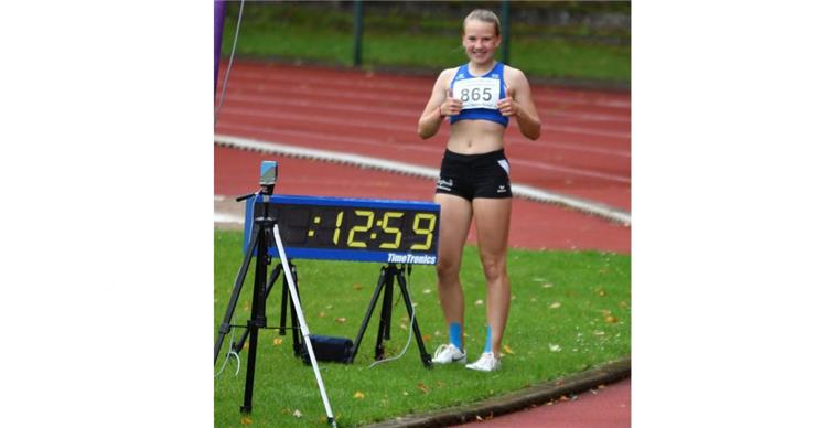 Nordenhamerin Jule Wachtendorf knackt Uralt-Rekord im Vierkampf Die 15-jährige Leichtathletin Jule Wachtendorf vom SV Nordenham stellte bei den Regionsmeisterschaften mit 2040 Punkten einen neuen Kreisrekord im Vierkampf auf.