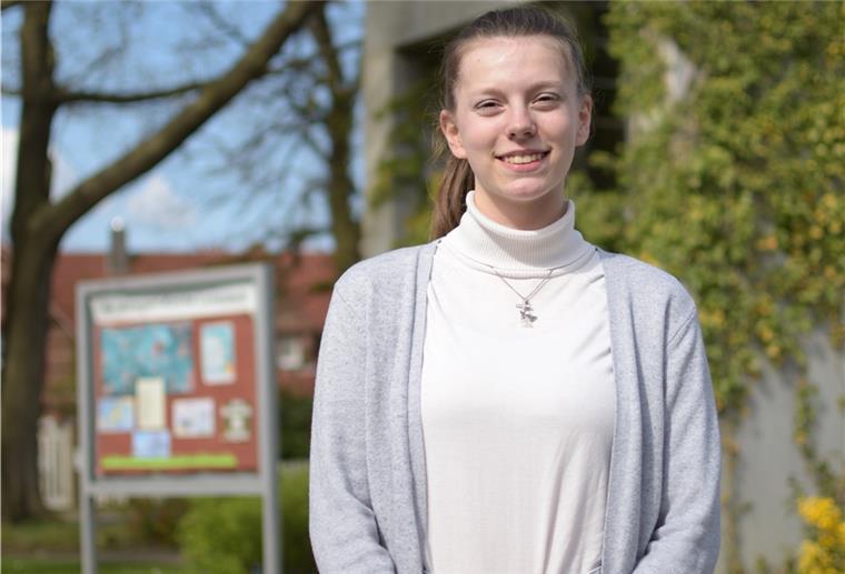 Lunestedterin wird jüngste Kirchenvorsteherin weit und breit Die 18 Jahre alte Lunestedterin Nina Fittschen wird im Mai in ihr Amt als Kirchenvorsteherin der St. Ansgari-Gemeinde eingeführt.