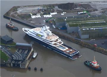 Die 2010 auf der Lloyd Werft erbaute Superyacht &quot;Luna&quot; ist nach einem Eigentümerwechsel ein Jahr lang in Bremerhaven umgebaut worden.