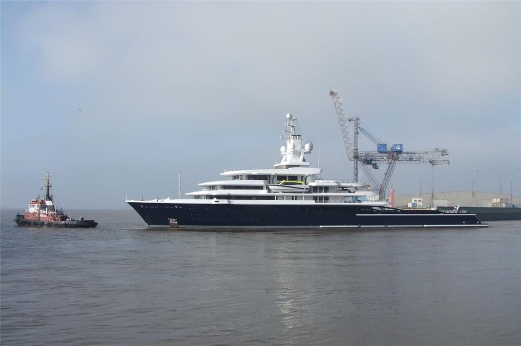 Die 2010 auf der Lloyd Werft erbaute Superyacht &quot;Luna&quot; ist nach einem Eigentümerwechsel ein Jahr lang in Bremerhaven umgebaut worden.