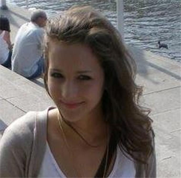 Die 22-jährige Polizistin Maxime Linder aus Hamburg wird seit mehreren Tagen vermisst.