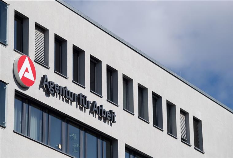 Am Arbeitsmarkt tut sich nicht viel Die Agentur für Arbeit hat die Zahlen für die Wesermarsch im Juni vorgelegt.