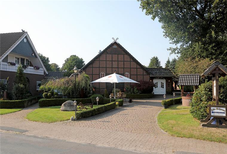 „Alte Scheune“ seit 25 Jahren in Neuenwalde Gasthof „Alte Scheune“