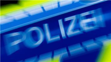 Die Angreifer flohen noch vor dem Eintreffen der alarmierten Polizei. (Symbolbild)