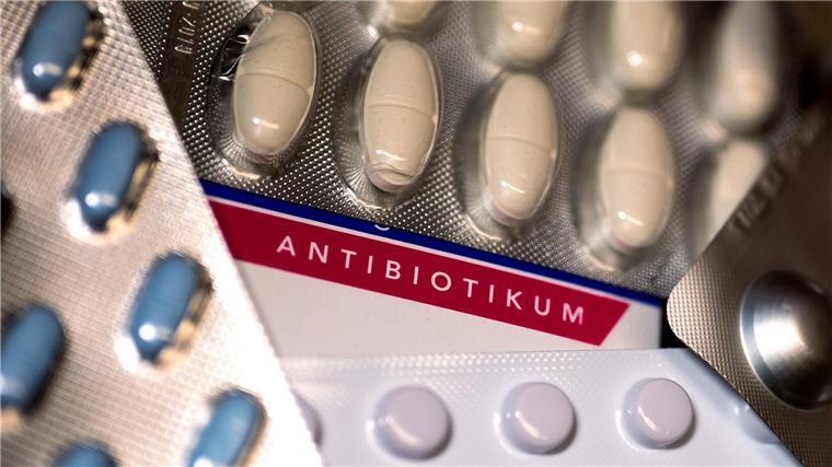 Krankenkasse: Ärzte verschreiben wieder mehr Antibiotika Die Anzahl der Verschreibungen von Antibiotika ist wieder auf dem Niveau der Vor-Corona-Zeit. (Symbolbild)