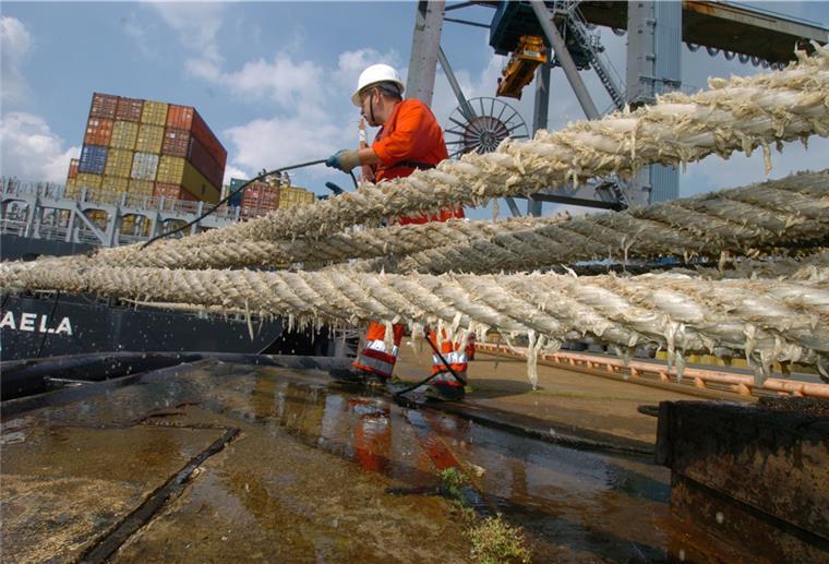 Die Arbeit im Hafen und das Leben an Bord stehen im Zentrum des neuen Podcasts „Schauermanns Geschichten“
