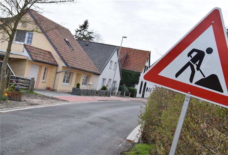 Butjadingen: Langwarder Ortsdurchfahrt wird erneut gesperrt Die Arbeiten an der Langwarder Ortsdurchfahrt befinden sich auf der Zielgeraden.