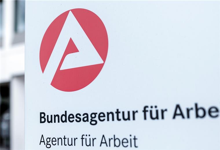 Mehr Arbeitslose in Bremerhaven Die Arbeitsmarktzahlen in Bremerhaven haben sich nicht gut, aber besser als erwartet, entwickelt.