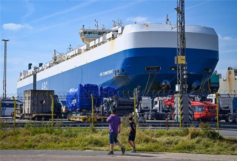 Giftspinnen sind entfernt: Die „ARC Commitment“ durfte Bremerhaven verlassen Die "Arc Commitment" durfte den Hafen wieder verlassen.