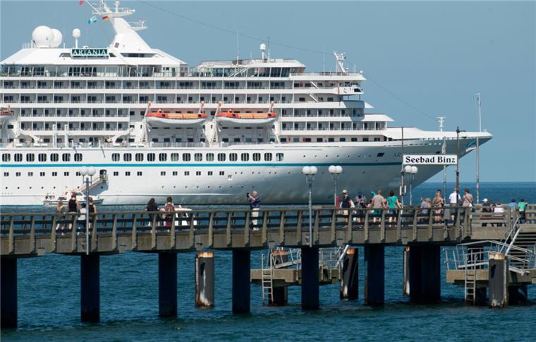 Die "Artania" kommt am Freitag nach Bremerhaven Die "Artania" kommt am Freitag wieder nach Bremerhaven.