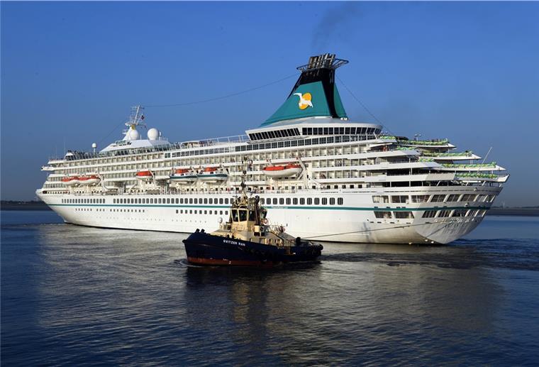 „Artania“ wird am Montagmorgen in Bremerhaven erwartet Die „Artania“ läuft am Montagmorgen Bremerhaven an.