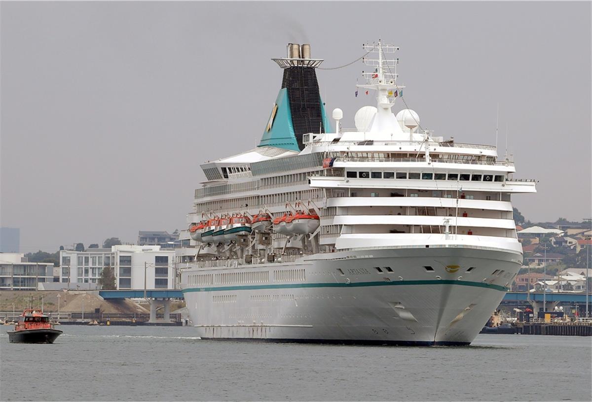 Acht Passagiere bleiben auf der „Artania“ Die „Artania“ist auf dem Weg nach Bali, Manila und dann Bremerhaven.