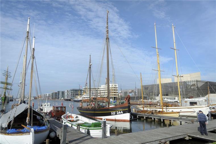 Kutter "Astarte" zurück in Bremerhaven Die "Astarte" liegt wieder am Steg der Schiffergilde. Foto: Masorat