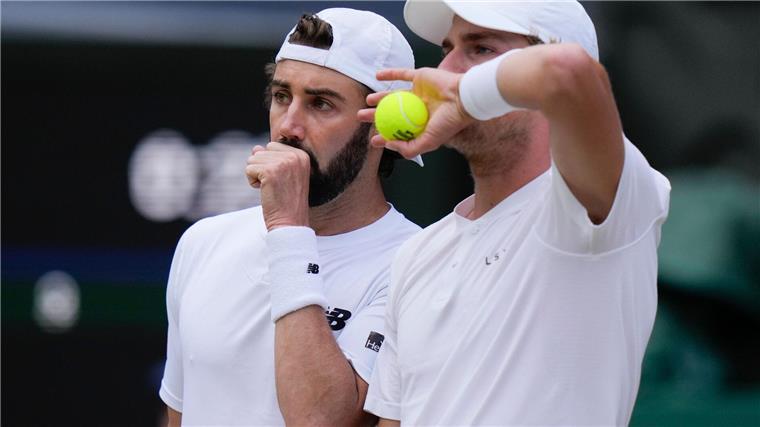 Außenseiter Heliövaara/Patten jubeln über Wimbledon-Titel Die Australier Max Purcell (r) und Jordan Thompson gingen als Verlierer vom Platz.