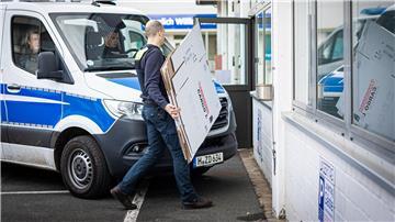 Die Auswertung der im April bei der AfD sichergestellten Beweismittel dauert an. (Archivbild)