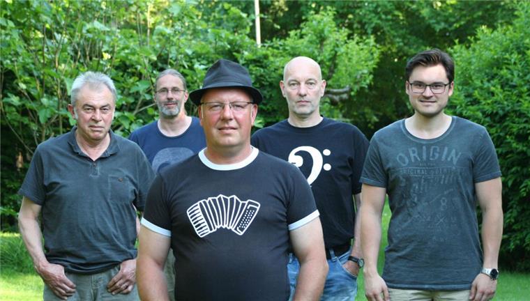 Die Band Little Fiets spielt eine Mischung aus Blues, Rock und Latin und wird bei der Langen Bandnacht im Spear auftreten.  