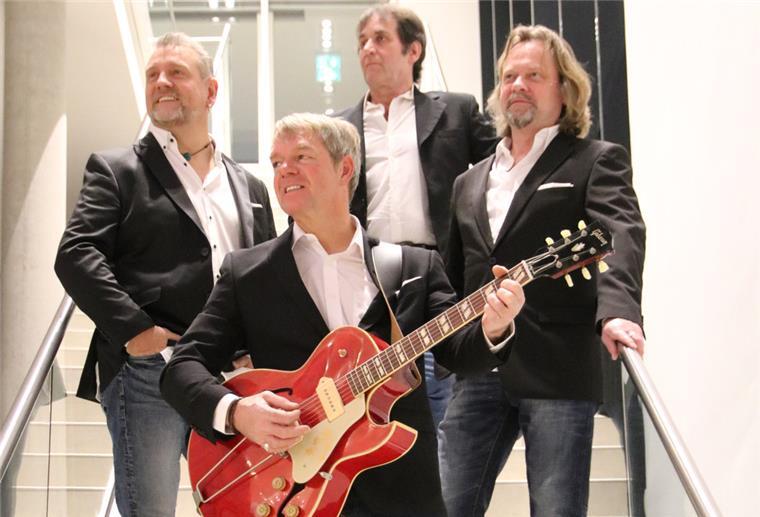Hits von Bryan Adams beim Bremerhavener Musiksommer Die Band Reckless tritt am Donnerstag, 4. August, mit den Songs von Bryan Adams im Schaufenster Fischereihafen auf.