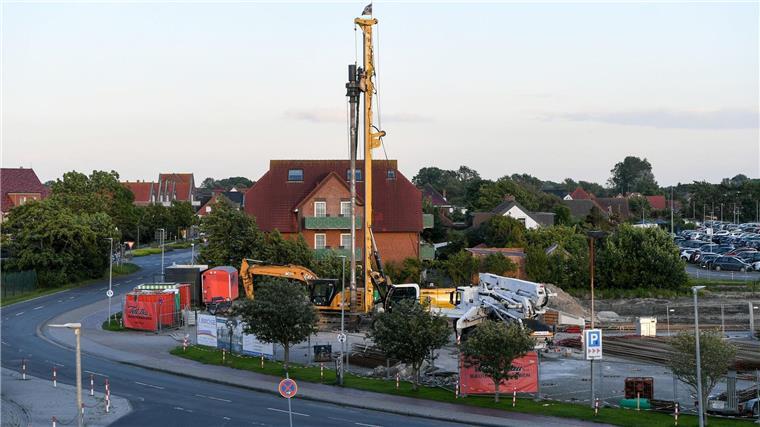 Bauarbeiten für Gebäude der Forschungsstelle Küste gestartet Die Baustelle in Norden-Norddeich, an der ein neues Gebäude für die Forschungsstelle Küste entstehen soll.