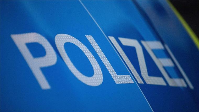 Vermisste Seniorin leblos aufgefunden Die Beamten schlossen ein Fremdverschulden für den Tod der Frau aus. (Symbolbild)