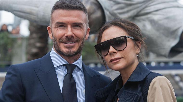 Erhebt Euch, Sir David! Beckham erhält den Ritterschlag Die Beckhams gehören zu den berühmtesten Paaren weltweit. (Archivbild)