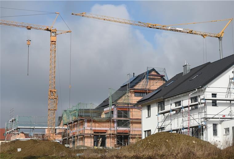 Immer mehr Baugenehmigungen Die Behörden haben im Januar mehr Neubauten und Umbauten genehmigt als ein Jahr zuvor.