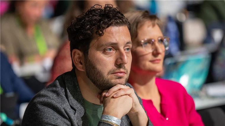 Habecks „Sicherheitsoffensive“ löst Empörung aus Die beiden Grünen-Parteichefs warnen vor Zusammenarbeit mit der AfD (Archivbild).