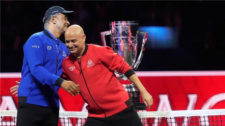 Die beiden Tennis-Legenden Yannick Noah (Team Europa) und Andre Agassi (Welt) sind die Kapitäne.