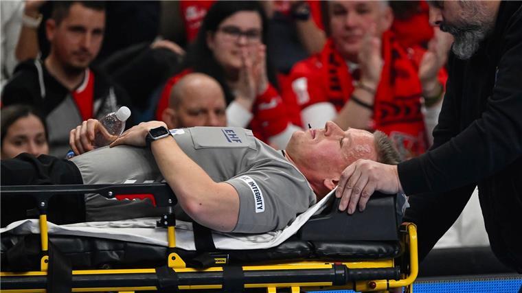 Die Bilder wiederholen sich: Schon Ende Februar konnte Schiedsrichter Jesper Madsen das Spiel nicht beenden 