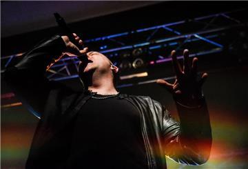Die Bitterfelder Band Goitzsche Front rund um Sänger Pascal Bock hat es erneut geschafft: Das aktuelle Album steht auf Platz 1 der Charts. (Archivbild)