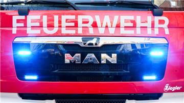 Die Brake Feuerwehr (Symbolbild) musste zu einem Balkonbrand am Rosenburgring ausrücken.