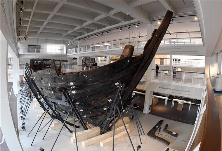 Bremer Kogge ist wieder zu besichtigen Die „Bremer Kogge“ kann wieder im Deutschen Schifffahrtsmuseum besichtigt werden.