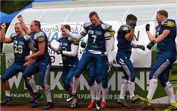 Die Bremerhaven Seahawks gehen gutgelaunt in die Sommerpause. Als Tabellenzweiter sind die OSC-Footballer noch im Aufstiegsrennen. 
