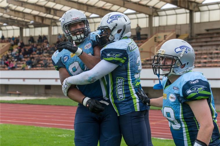 Bremerhaven Seahawks feiern den Klassenerhalt Die Bremerhaven Seahawks können jubeln: Sie haben den Klassenerhalt geschafft.