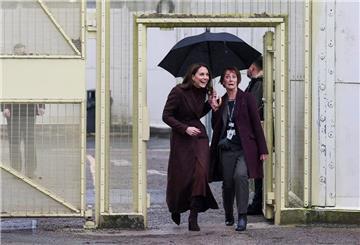 Die britische Prinzessin Kate besuchte die Mutter-Baby-Abteilung eines Gefängnisses.
