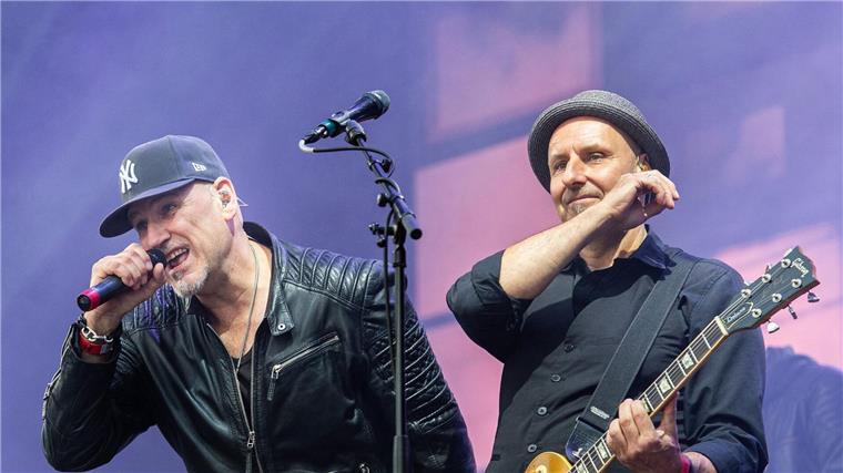 Mit Fury in the Slaughterhouse geht eine Ära zu Ende Die Brüder Wingenfelder geben mit ihrer Band Fury in the Slaughterhouse ein besonderes Konzert im Schauspielhaus Hannover. (Archivbild)