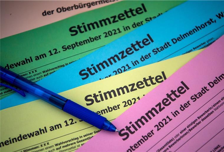 Niedersachsen: Grüne Gewinner bei Kommunalwahlen Die Bürger mussten zum Teil viele verschiedene Stimmzettel ausfüllen.