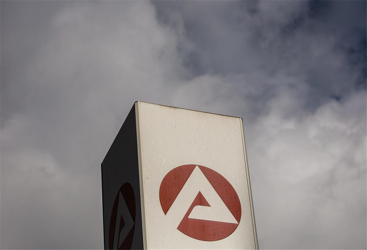 Arbeitsmarktbericht: 370 neue Stellen Die Bundesagentur für Arbeit hat die neuen Arbeitsmarktzahlen für Bremerhaven bekannt gegeben.