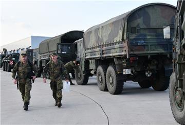 Die Bundeswehr übt die Verlegung von Soldaten und Material.