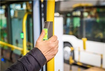 Die Busse der Linien 504, 505 und 506 halten ersatzweise in beiden Fahrtrichtungen an den Haltestellen „Am Gitter“ und „Neuer Hafen“.