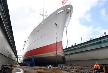 Die „Cap San Diego“ im Dock der Werft.