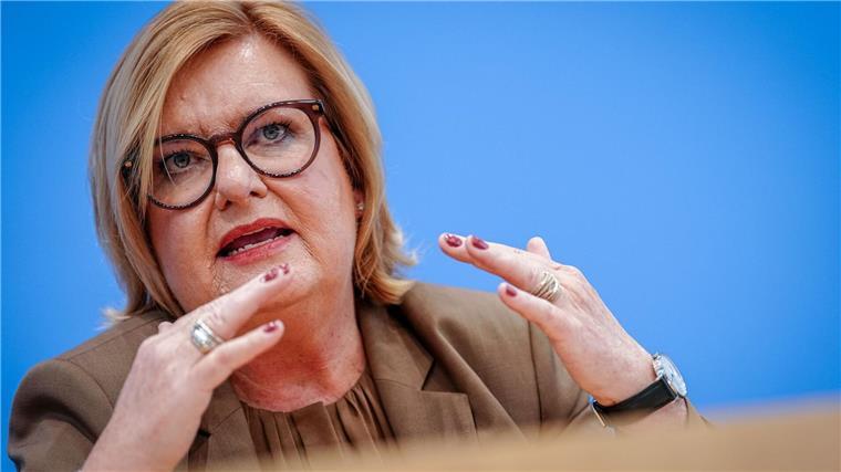 Medienberichte: Eva Högl soll Bremer Innensenatorin werden Die CDU fürchtet einen „Linksruck“ in der Bremer Innenpolitik, sollte Eva Högl die Nachfolge von Mäurer antreten. (Archivbild)